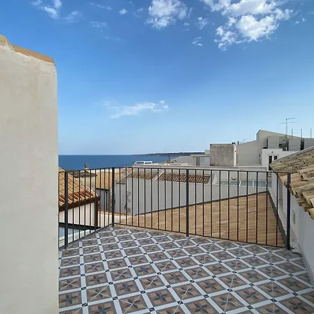 Lanterne Magiche Ortigia * سيراكوزا