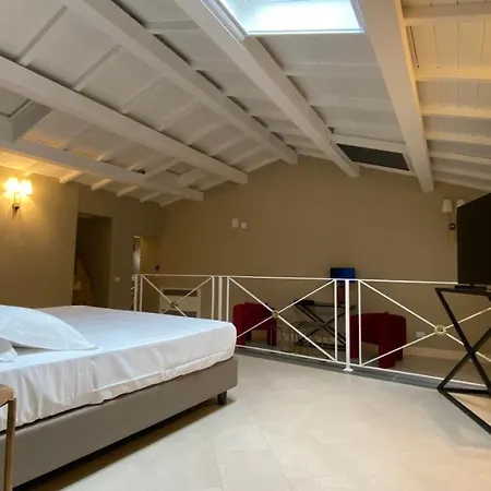 Lanterne Magiche Ortigia Hotel Syrakuzy