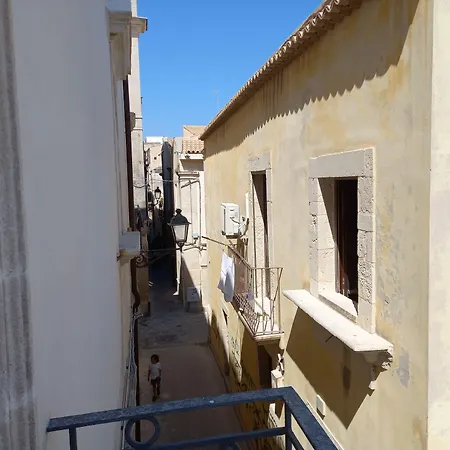 Lanterne Magiche Ortigia Hotel Syracuse