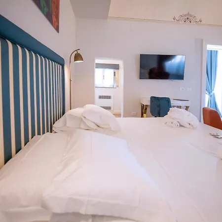 Lanterne Magiche Ortigia * Syracuse